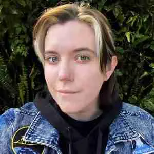 Headshot of Aren Beck